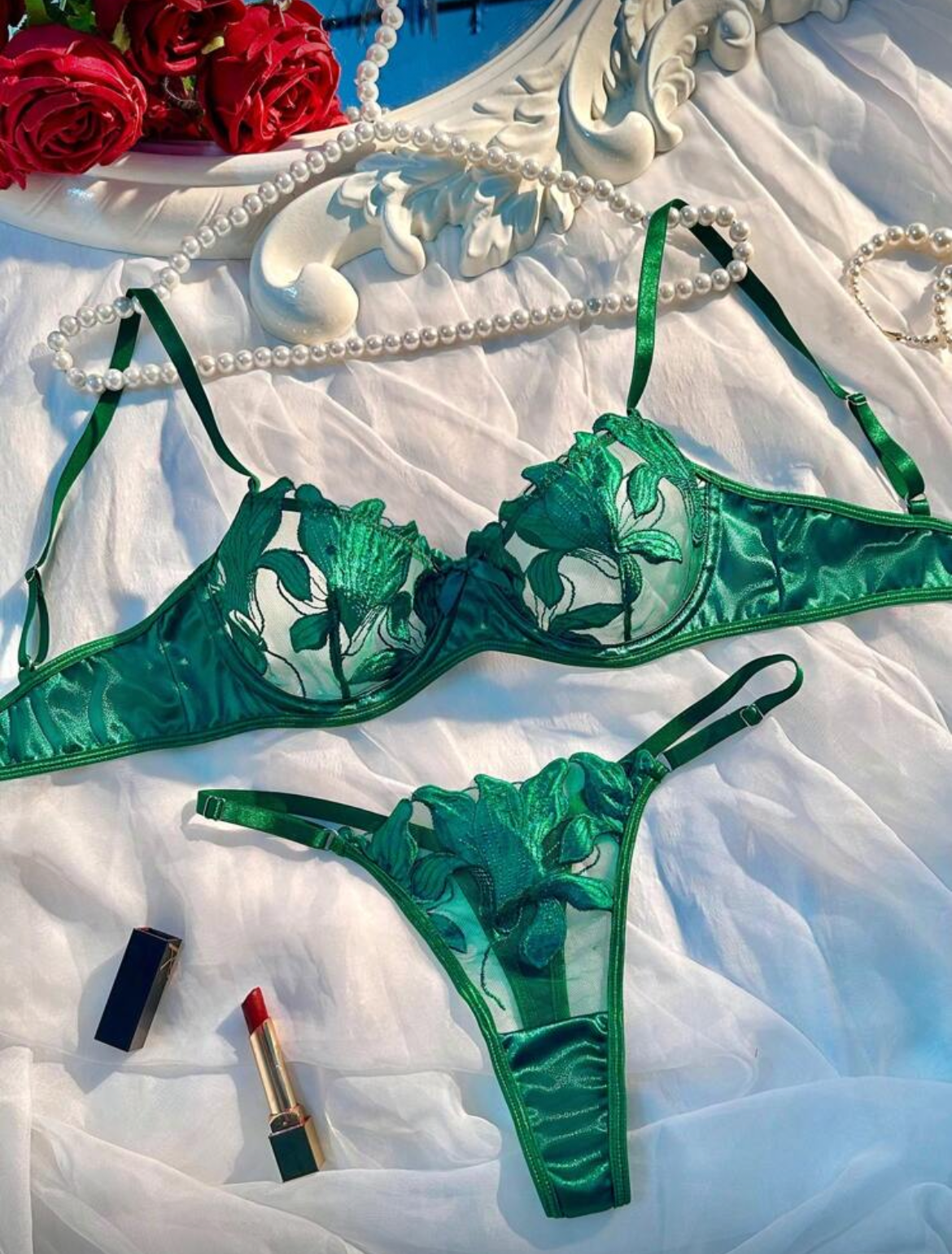 Conjunto verde encaje