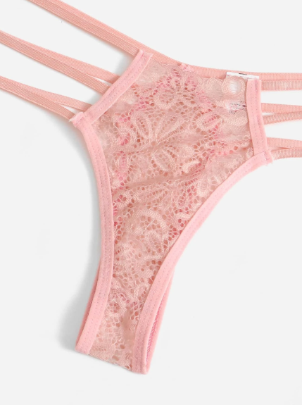 Conjunto de lencería con recorte de encaje floral